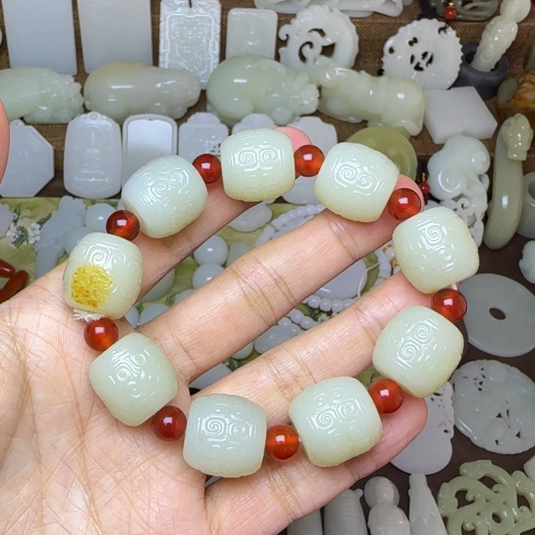 和田玉未镶嵌挂件