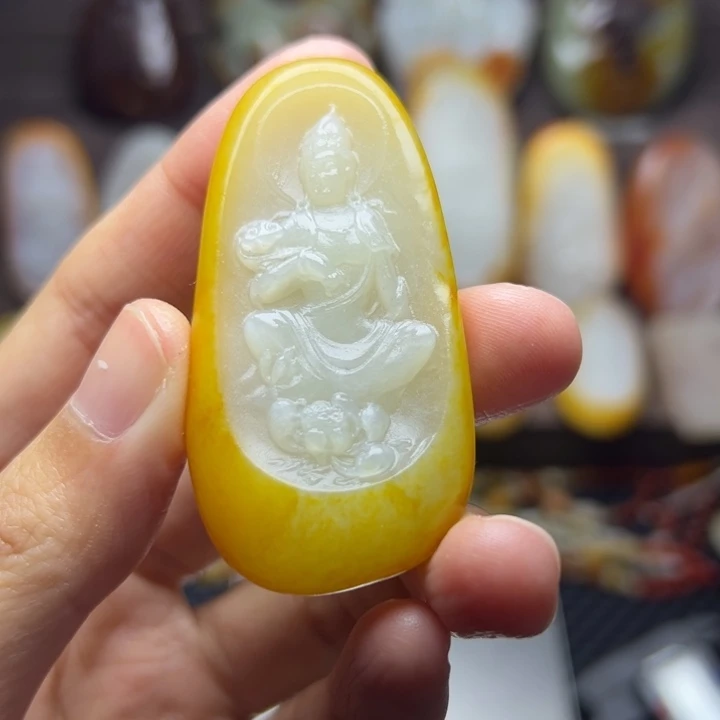 和田玉未镶嵌颈饰