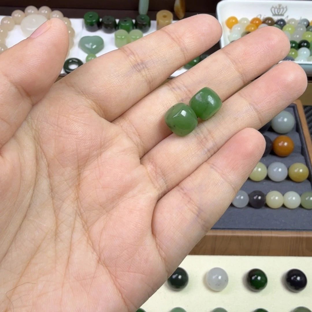 和田玉未镶嵌珠宝半成品碧玉9*10直切一对