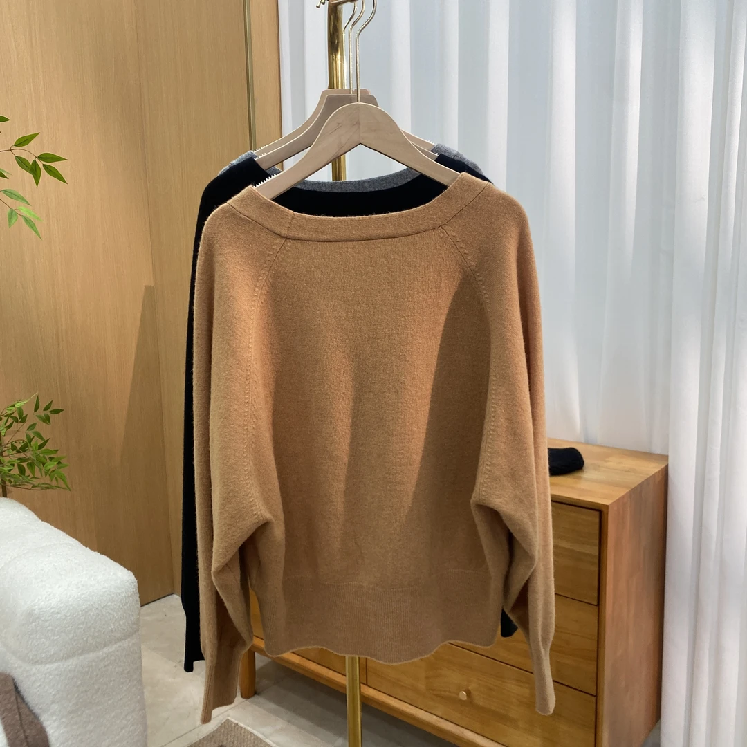 凯特丝蓓310#开衫女2024新款爱心V领针织上衣毛衣外套