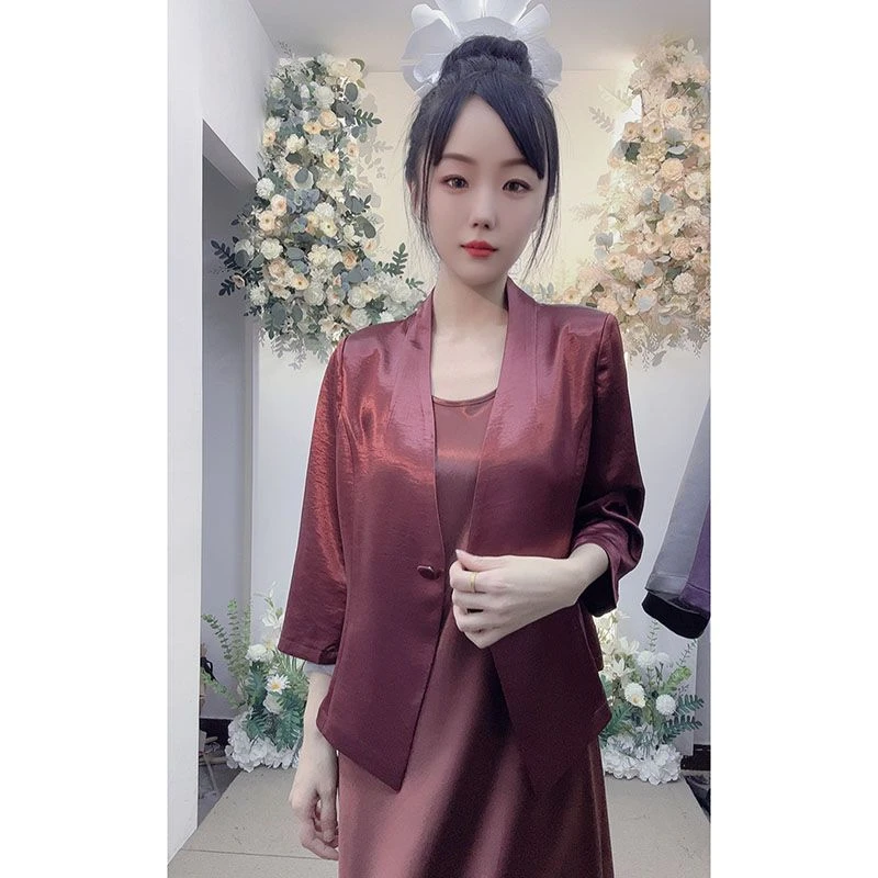 无领醋酸白色西装女外套高级感2025新款春秋休闲V领宽松气质上衣