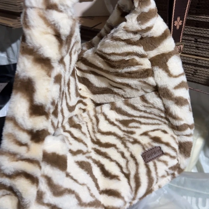 织物吃你家附近的快递快递