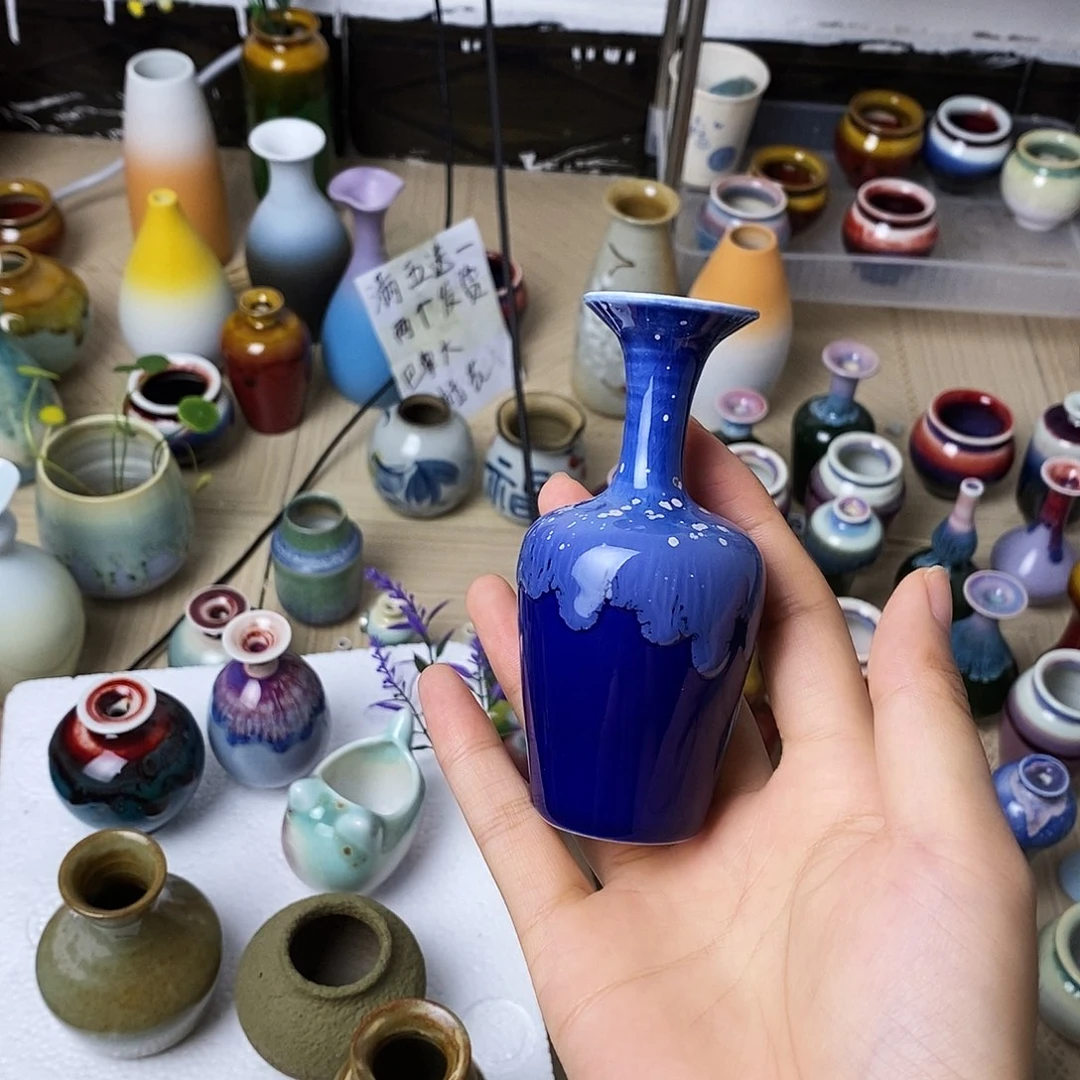 摆件巴掌大不插花景德镇高温陶瓷小花器