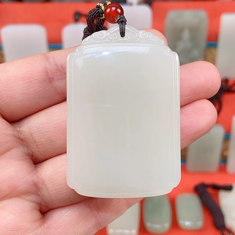 【闪购商品】颈饰未镶嵌和田玉