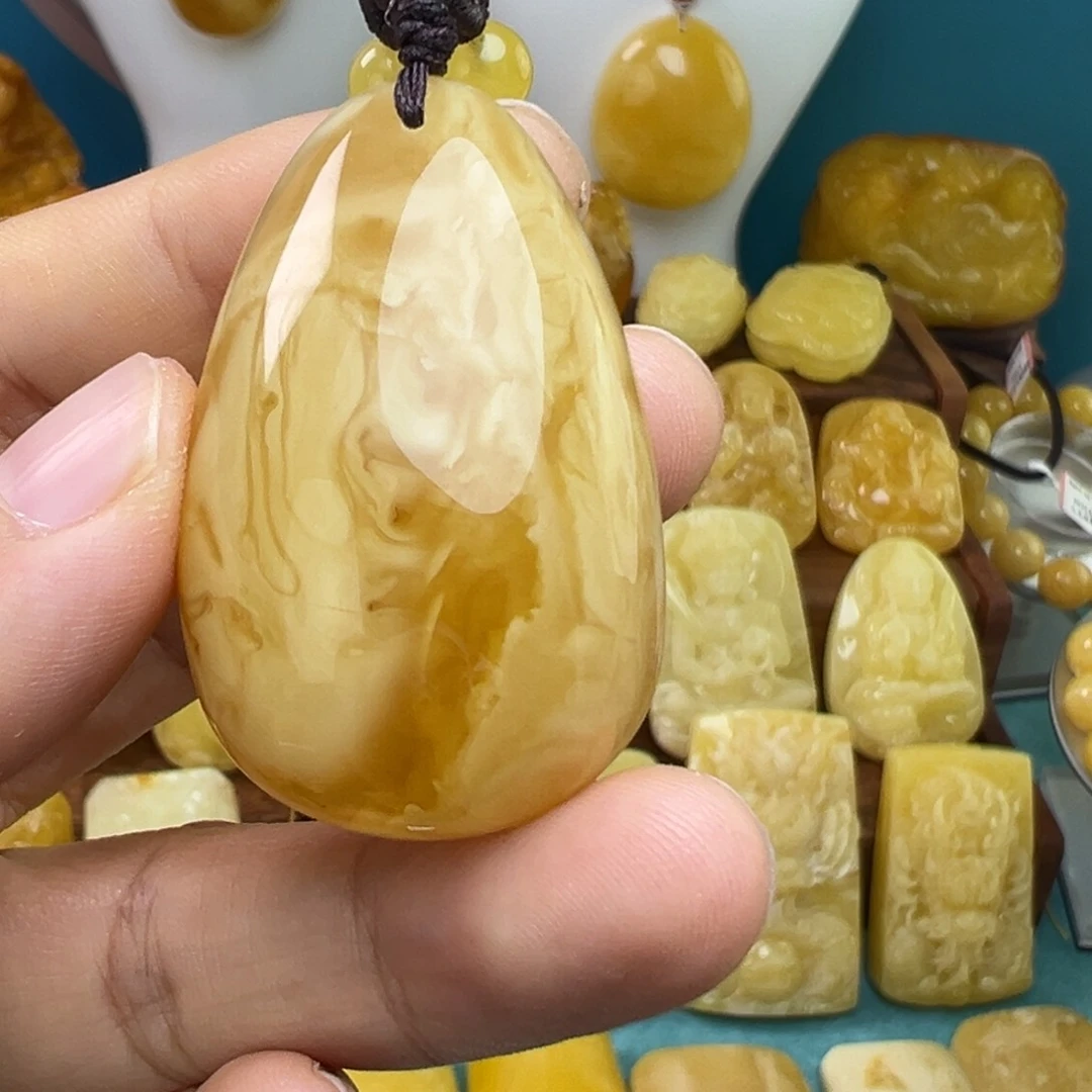 蜜蜡吊坠(赠链)未镶嵌