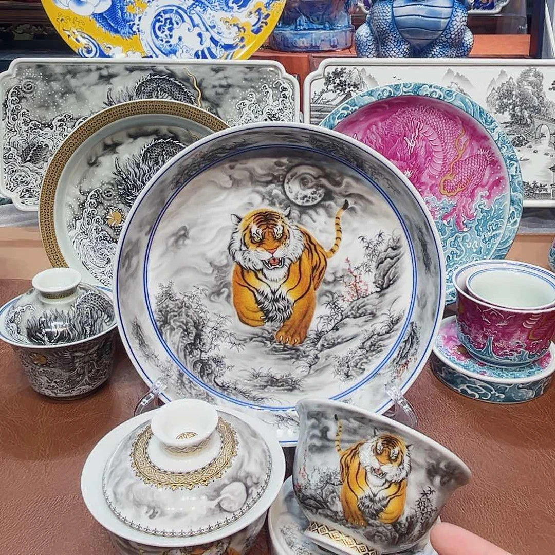 摆件景德镇陶瓷研究所工作