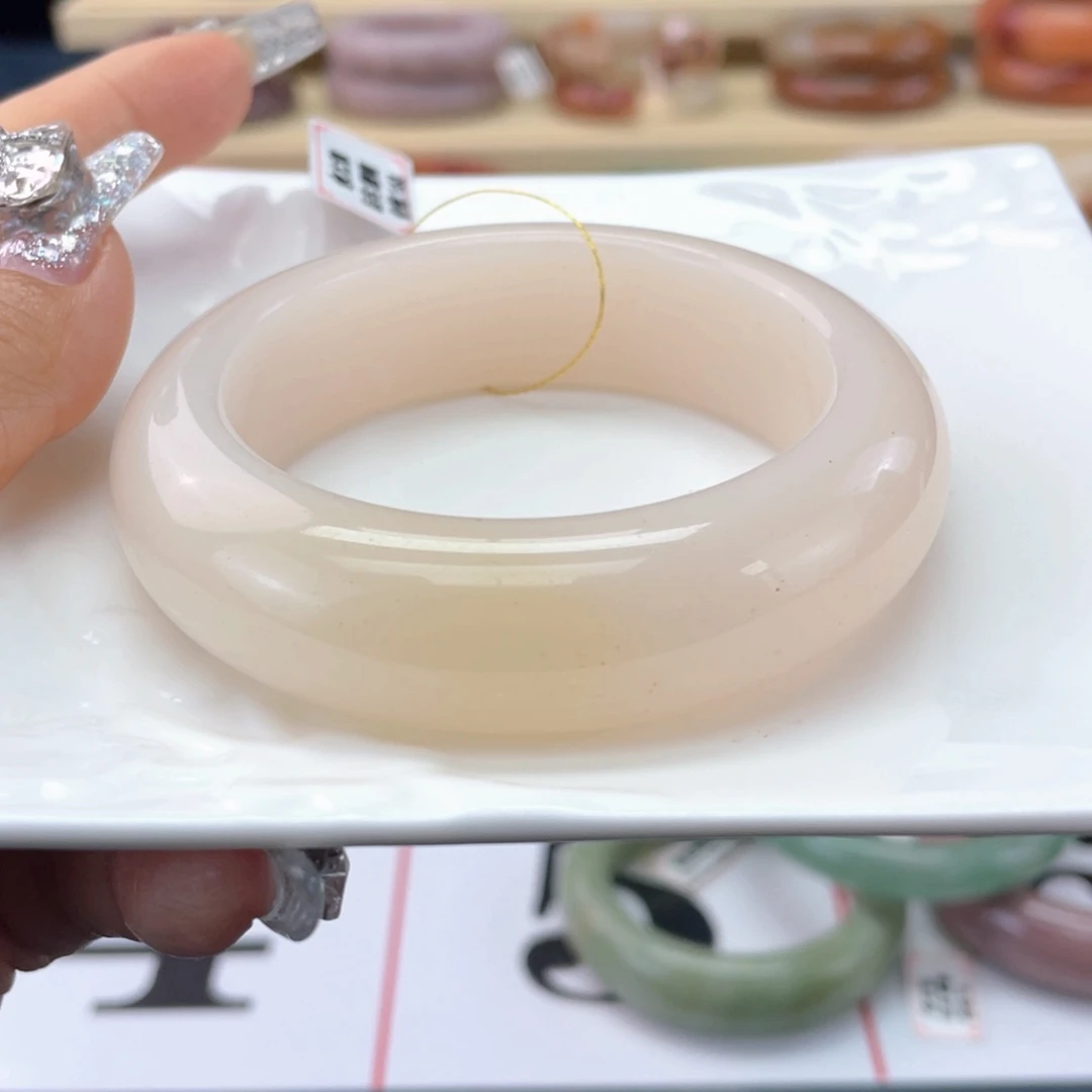 ＃***华石英岩玉手镯未镶嵌