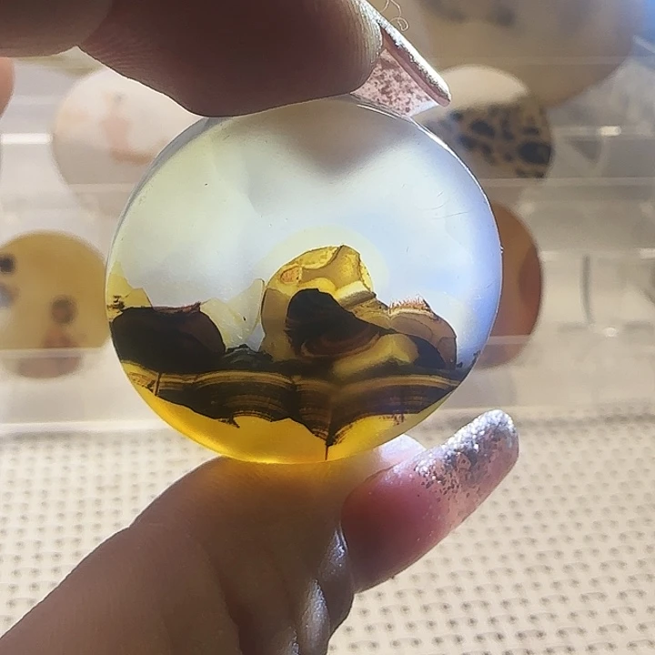 玛瑙/玉髓未镶嵌珠宝奇石