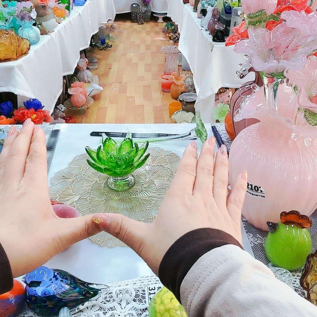 瑕疵不退不换琉璃艺术品