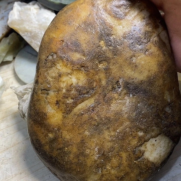 透闪石质玉珠宝半成品未镶嵌