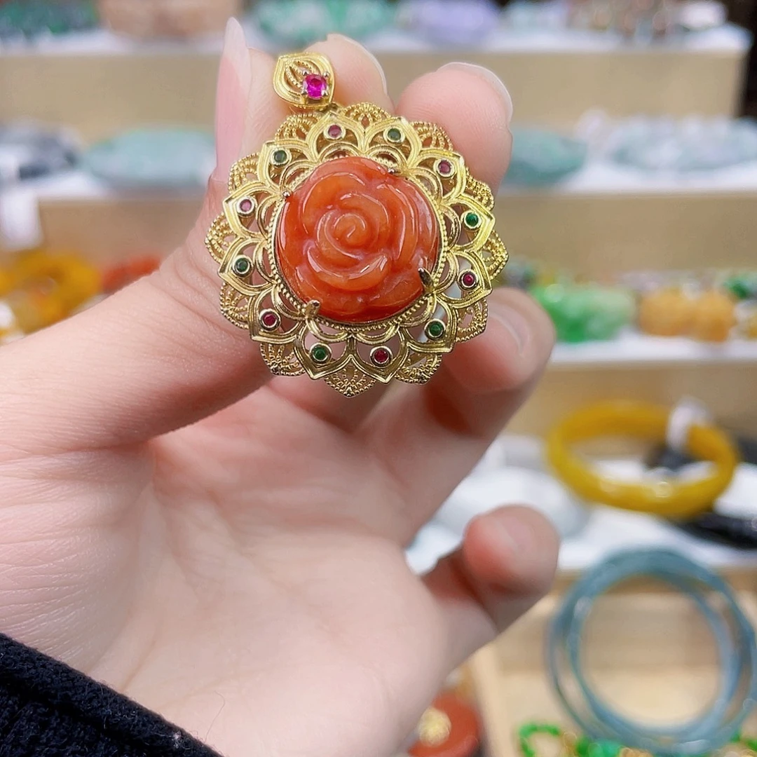 翡翠未镶嵌手链吊坠