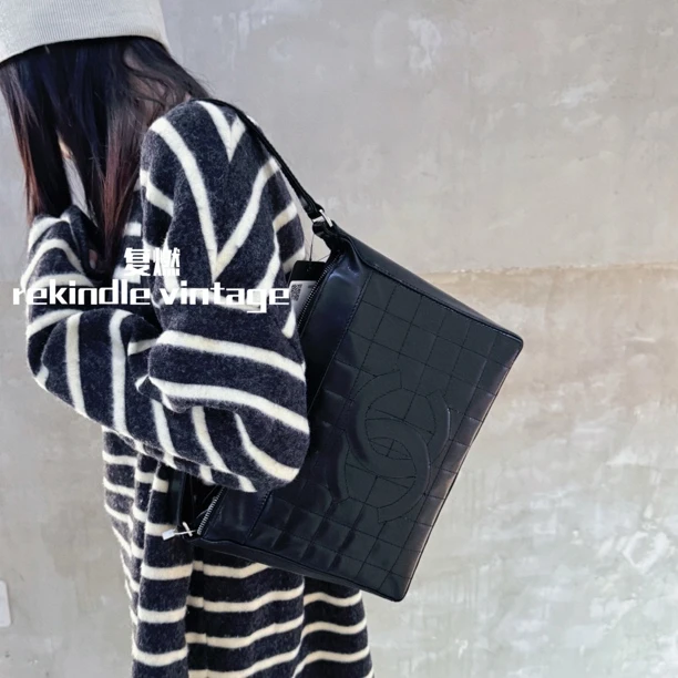 95新 Chanel/香奈儿 复燃精选/黑银冰格豆腐单肩包