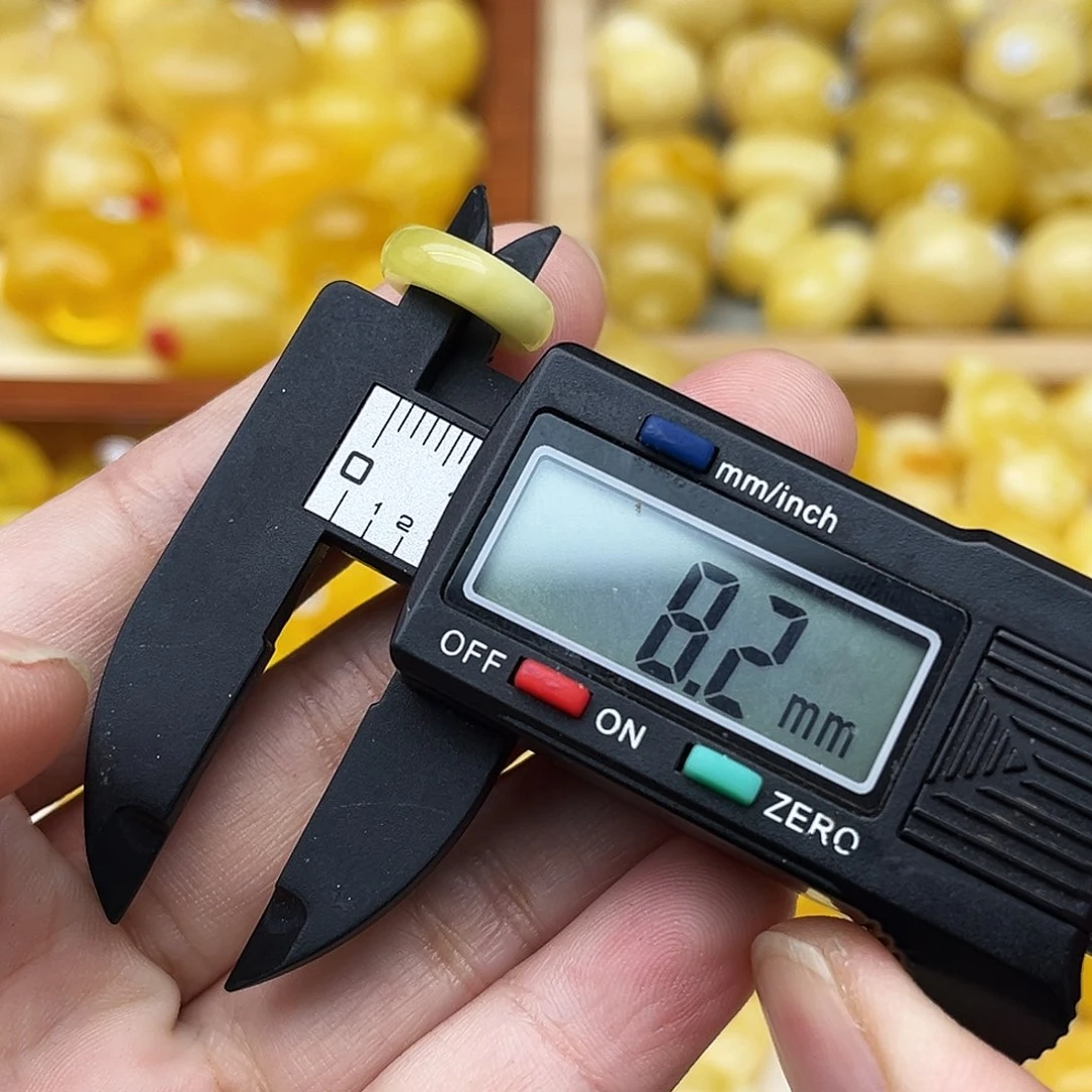 蜜蜡未镶嵌裸石天然