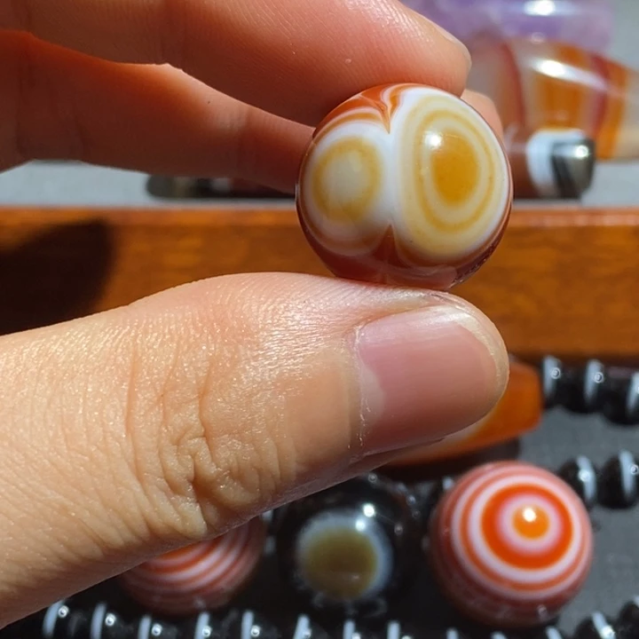 未镶嵌颈饰玛瑙/玉髓