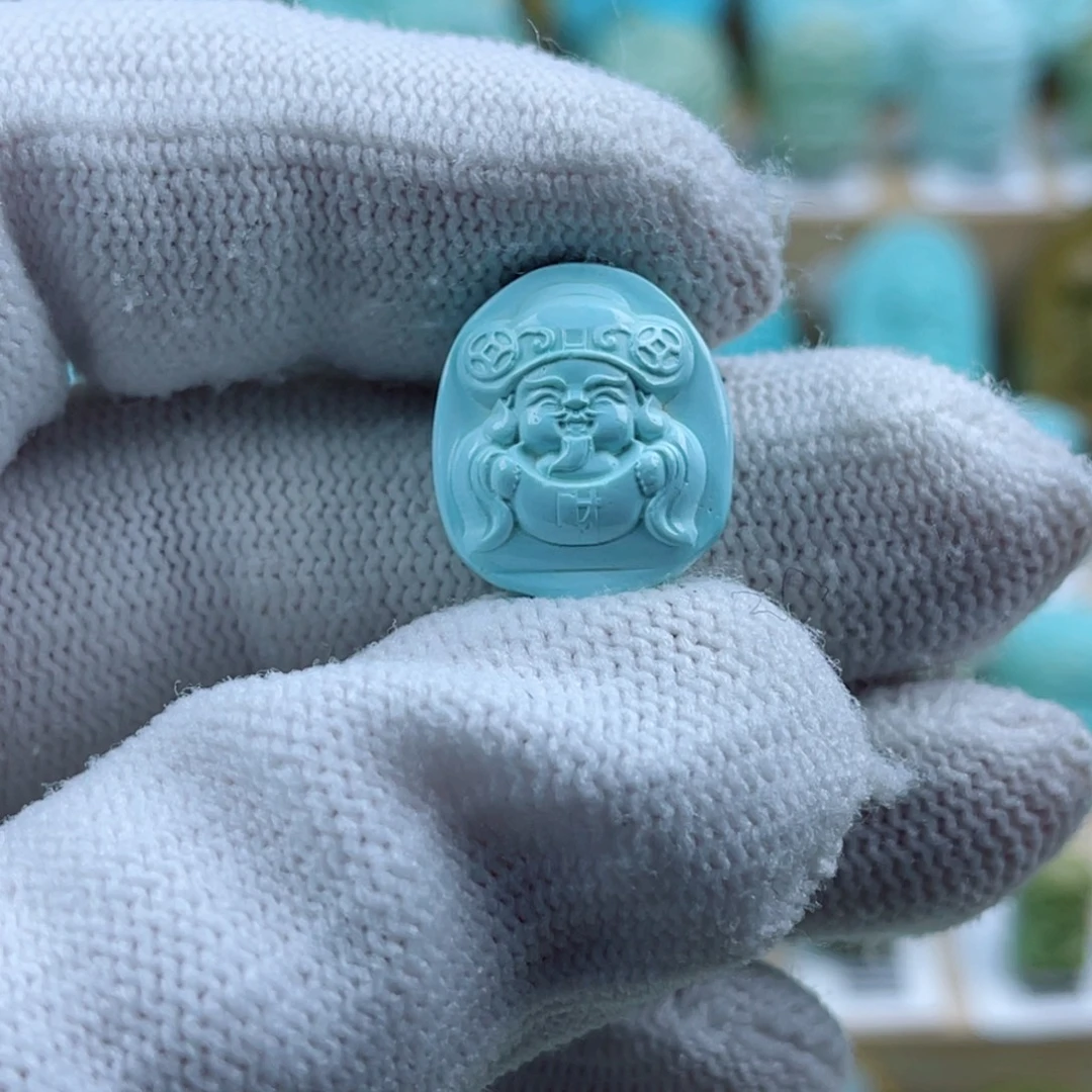 绿松石未镶嵌珠宝奇石