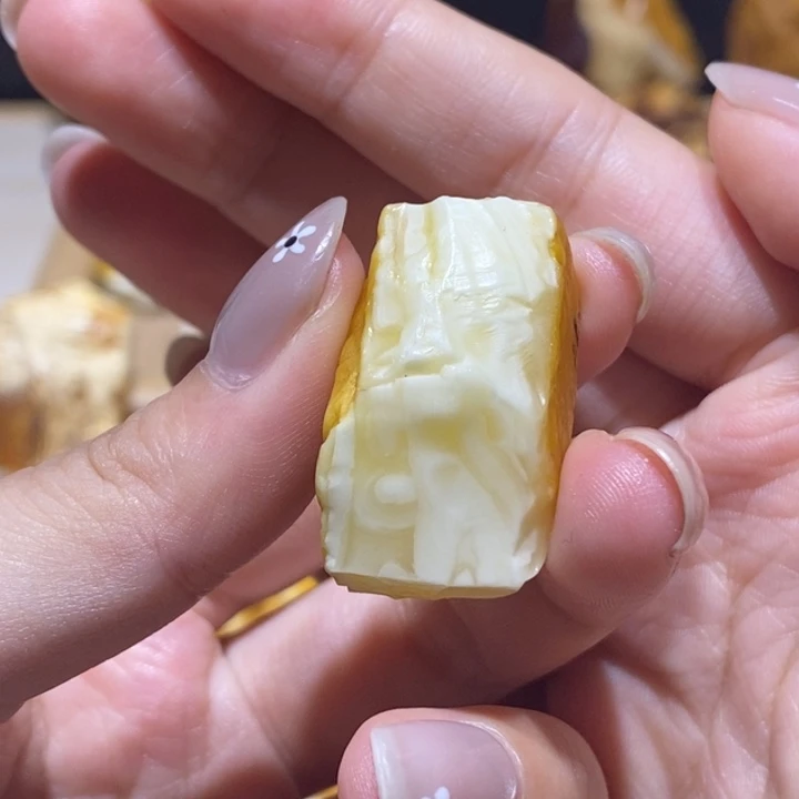 定制琥珀蜜蜡原石