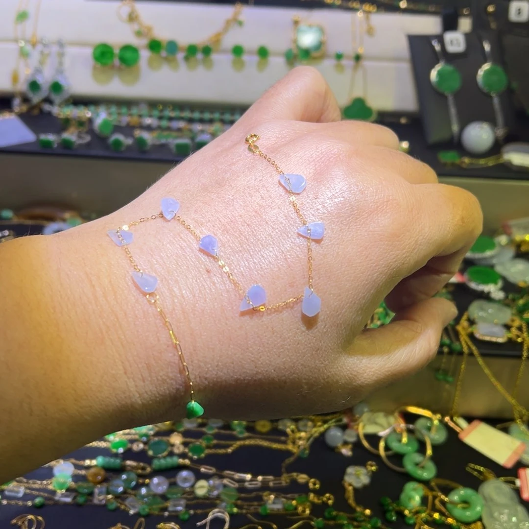 颈饰18K金镶嵌翡翠手链