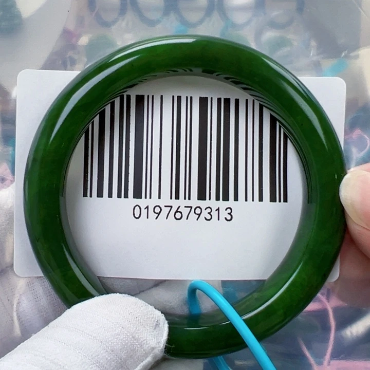 和田玉未镶嵌手镯56