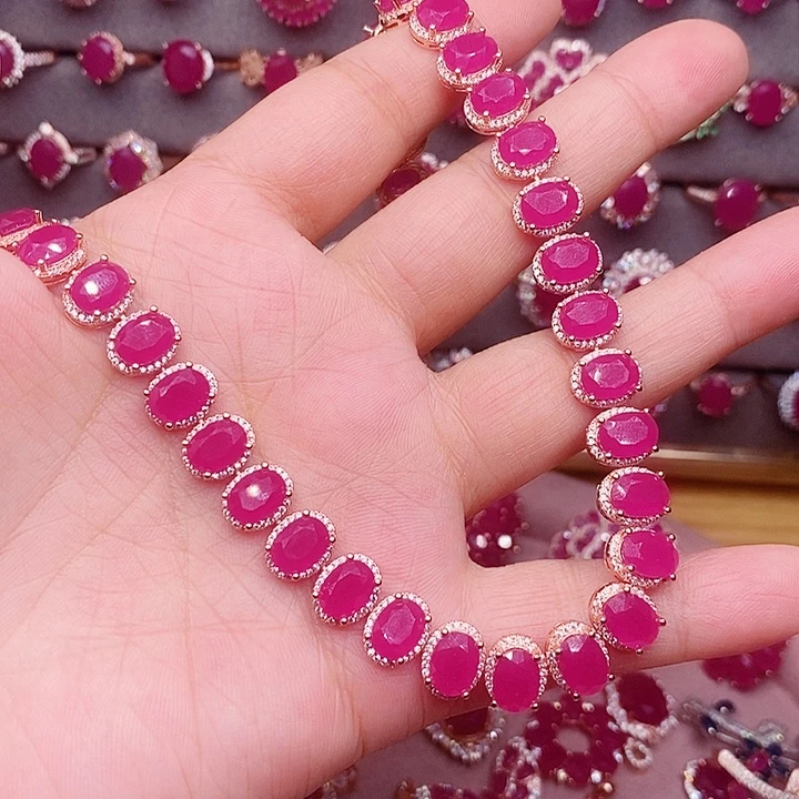 深***色颈饰银S925镶嵌红宝石