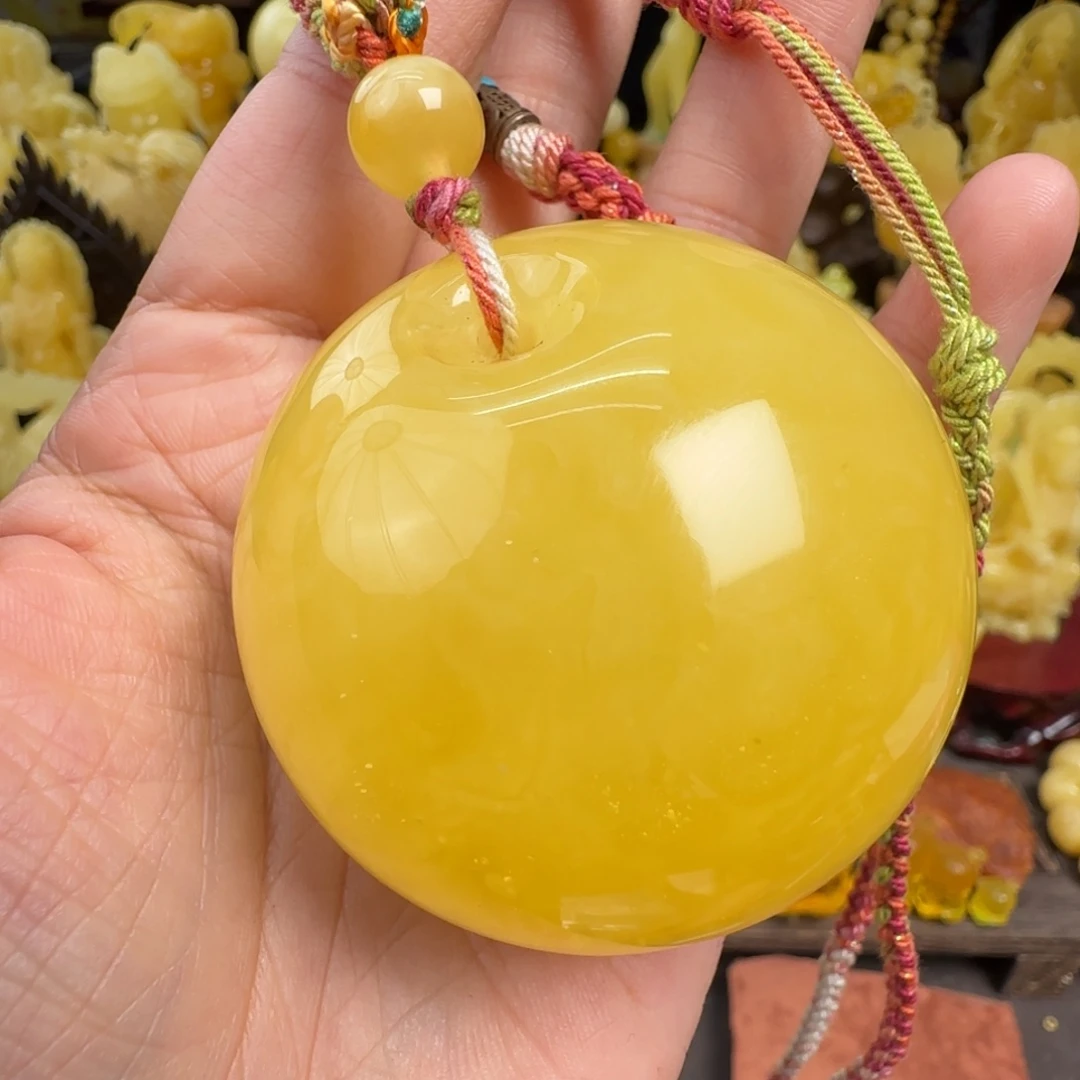 蜜蜡未镶嵌珠宝奇石