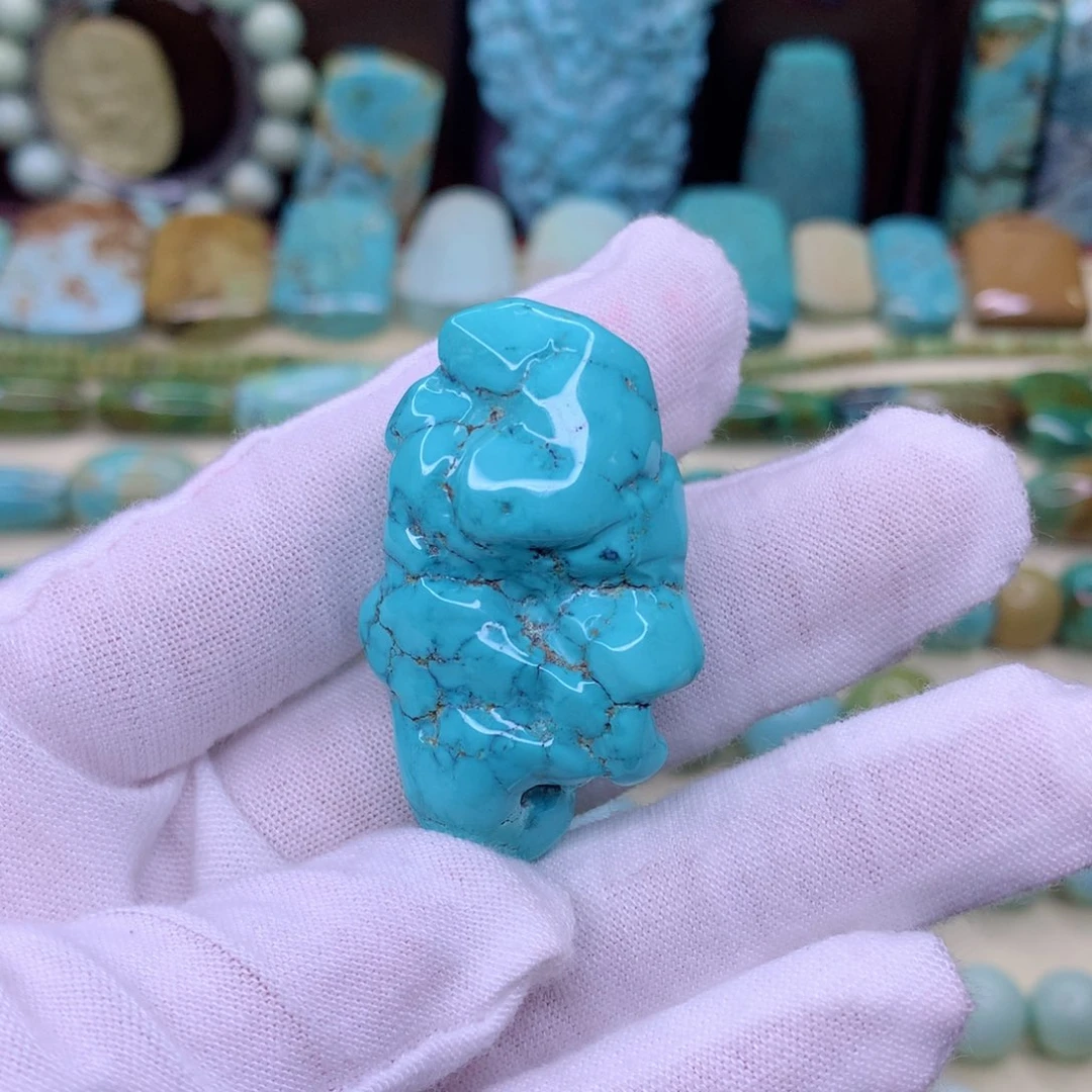 绿松石颈饰未镶嵌