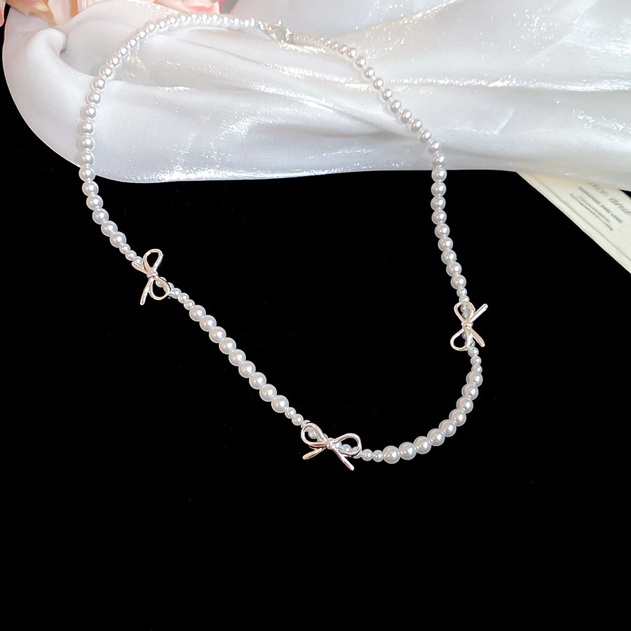 合金仿珍珠项链 法式蝴蝶结复古简约百搭锁骨链轻奢高级颈链