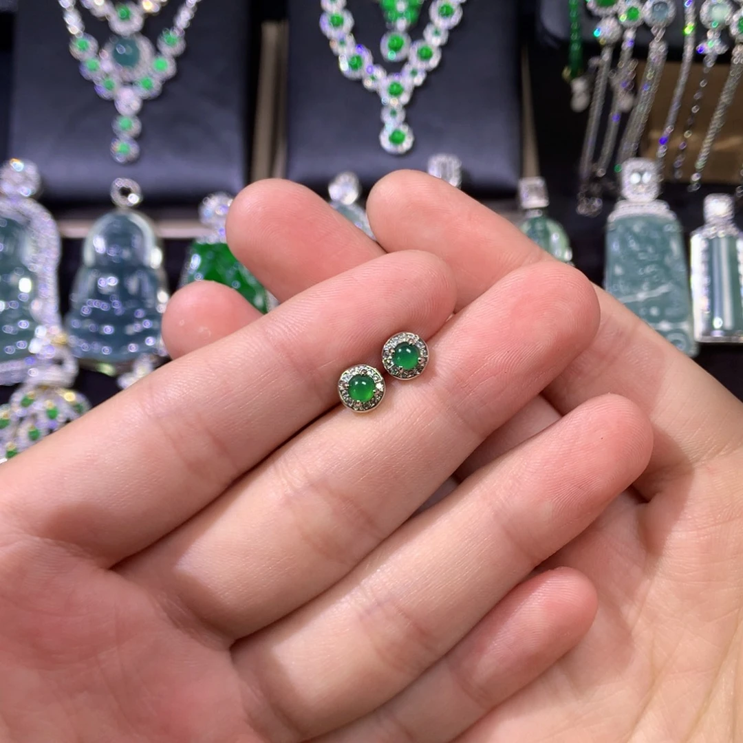 翡翠挂件未镶嵌333333333333