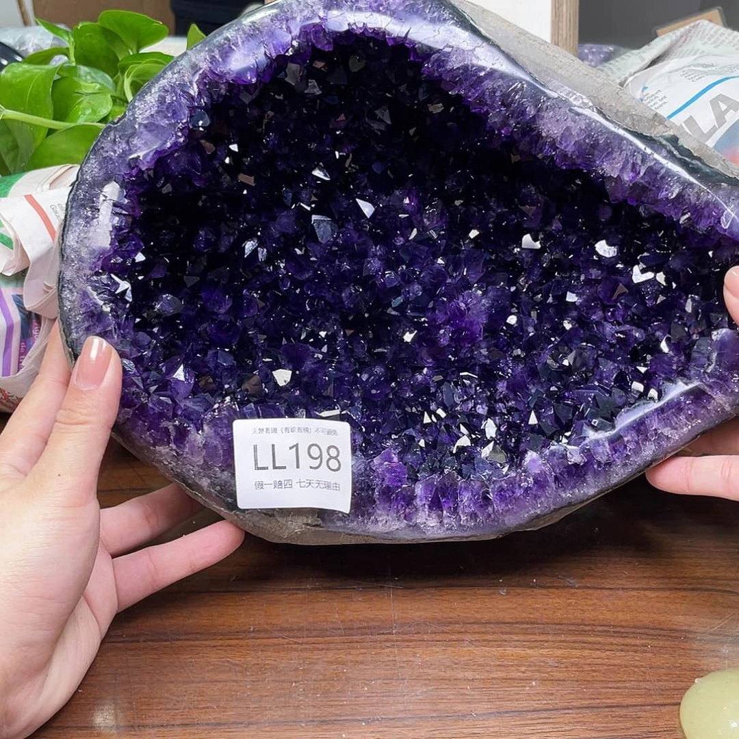 天然水晶居家办公摆件未镶嵌水晶