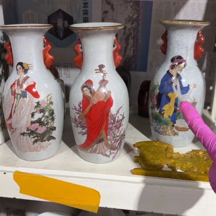 陶瓷四大美人花瓶一套炸漏