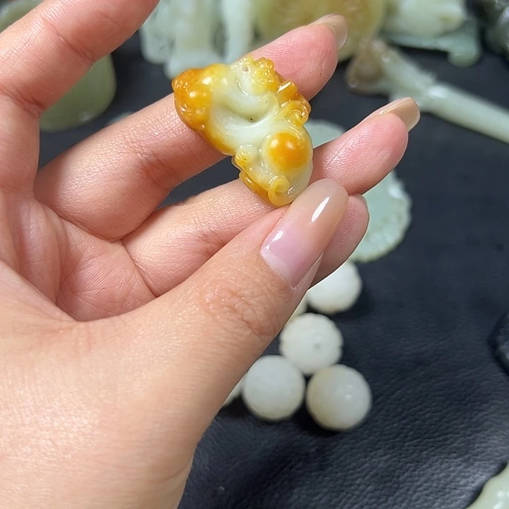 和田玉（子料）未镶嵌颈饰