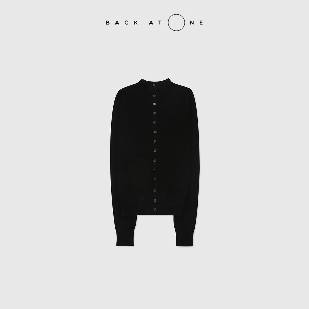 BACKATONE“绒雾诗篇” 时尚水溶羊毛多纽扣针织开衫 BFF-1AB027H-K
