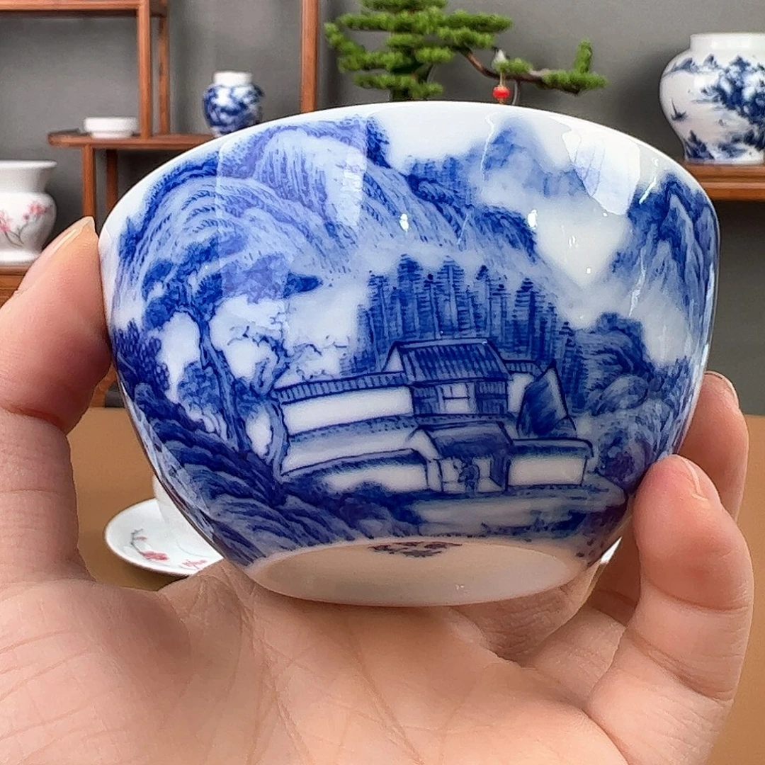 青花山水卧足杯杯