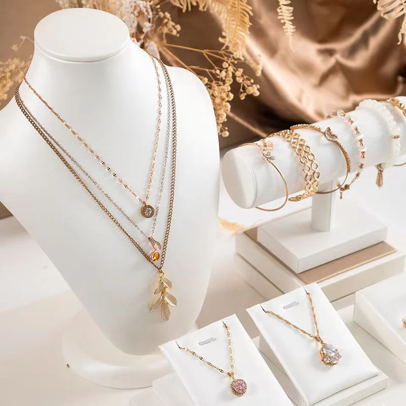 钛钢项链 快乐星球项链别针平面土星112Q25