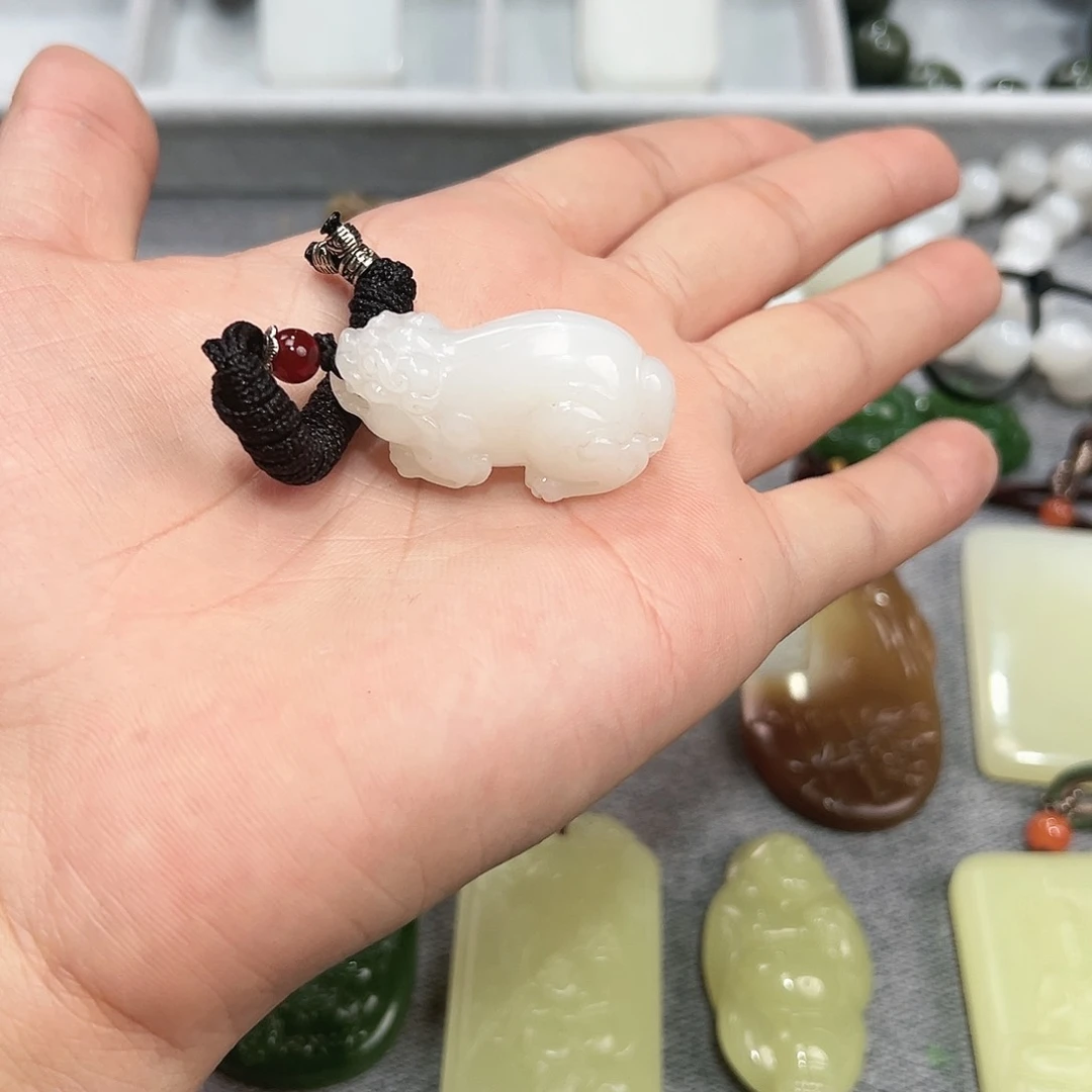 【闪购商品】和田玉吊坠未镶嵌