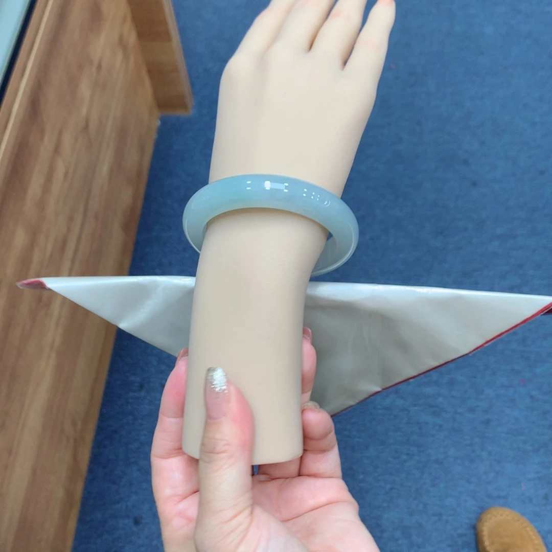 未镶嵌手镯翡翠翡翠