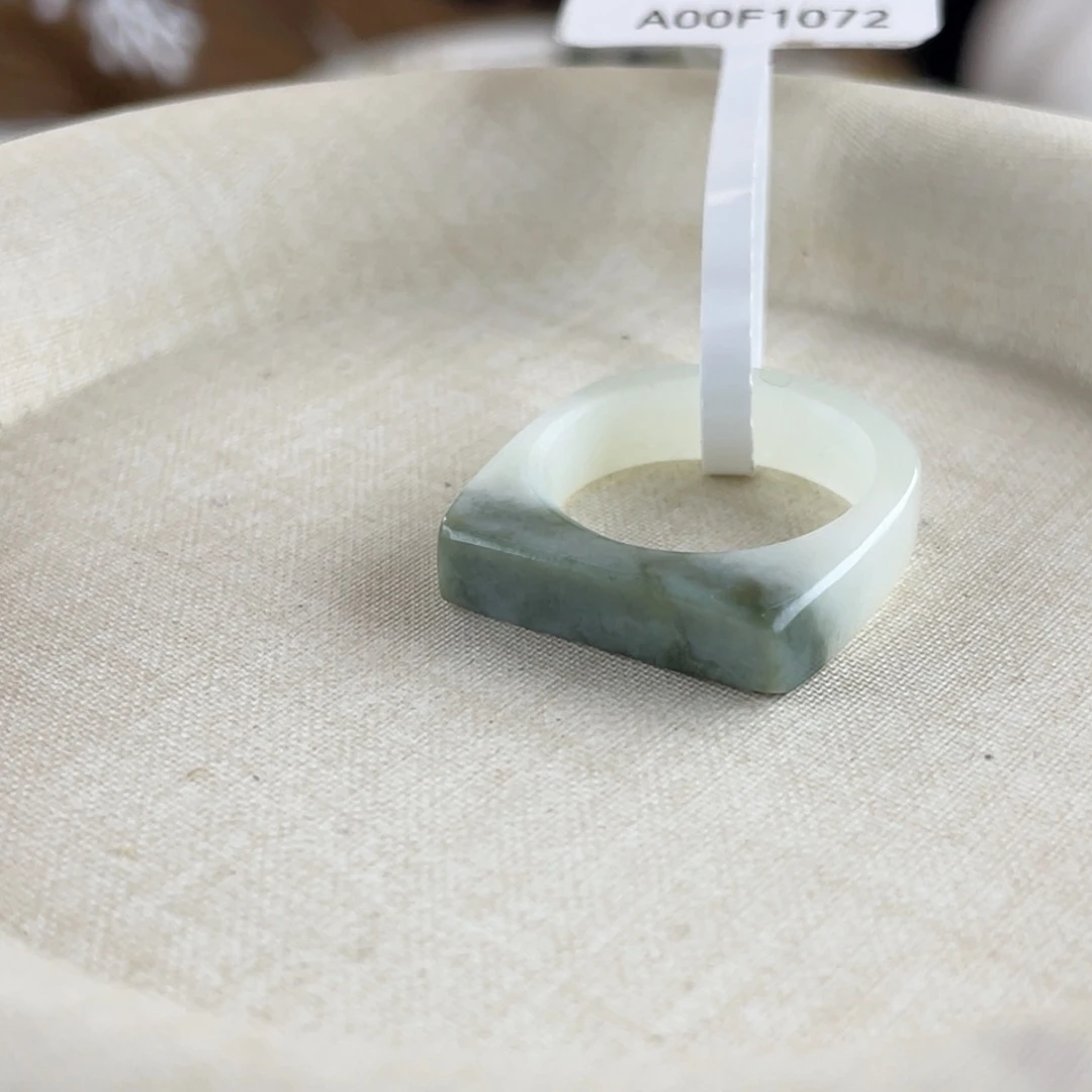 和田玉戒指未镶嵌港15 17.64