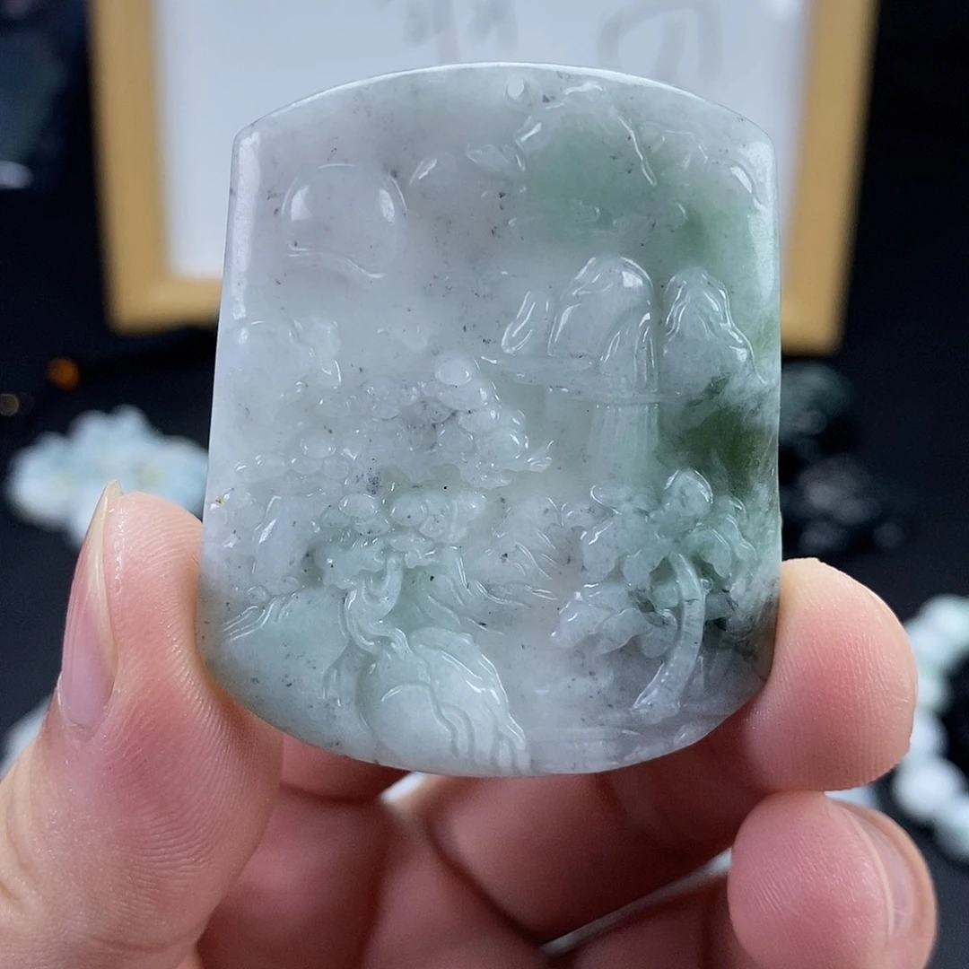 翡翠未镶嵌颈饰翡翠