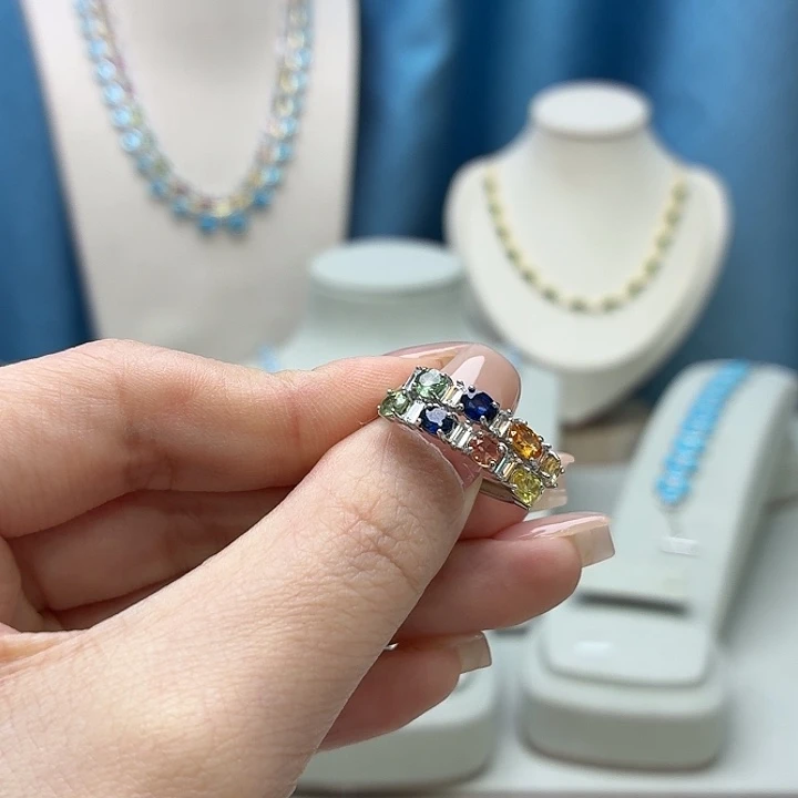 蓝宝石银S925镶嵌戒指