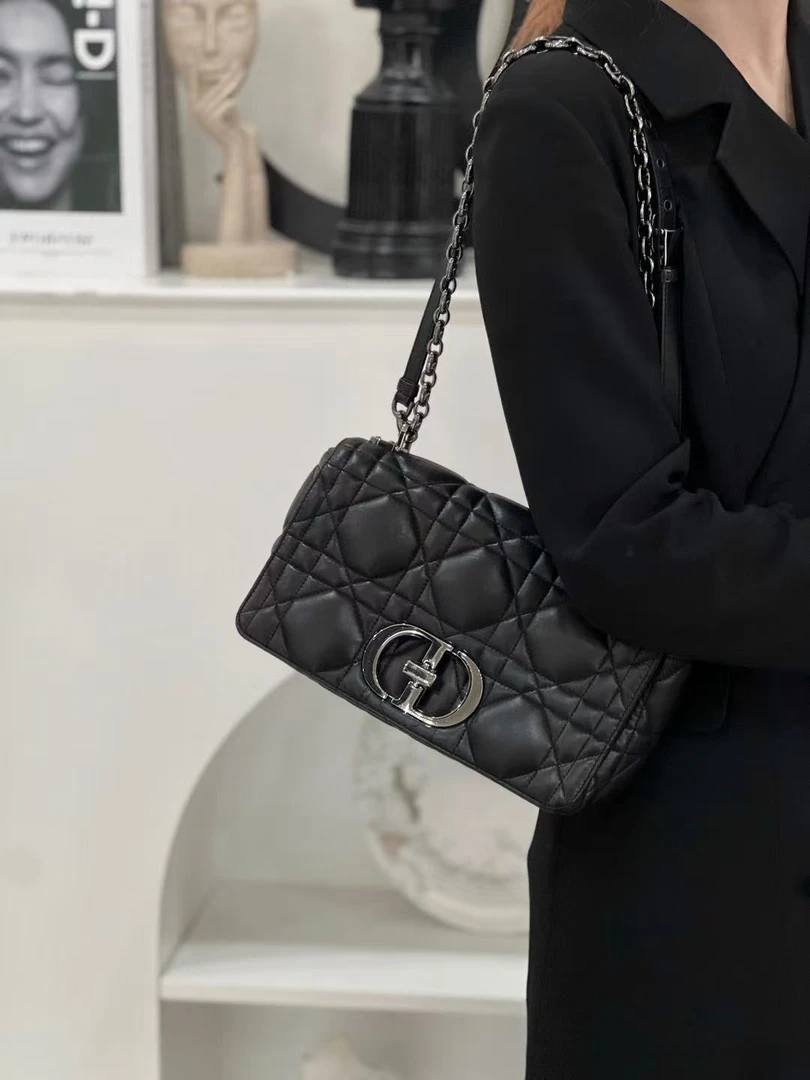 99新 DIOR/迪奥 dior caro 黑银中号大泡泡包/无公价/严选