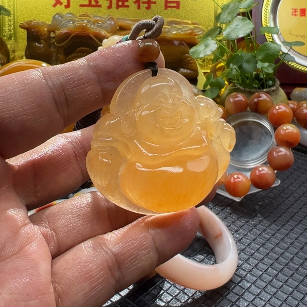 石英质玉未镶嵌颈饰