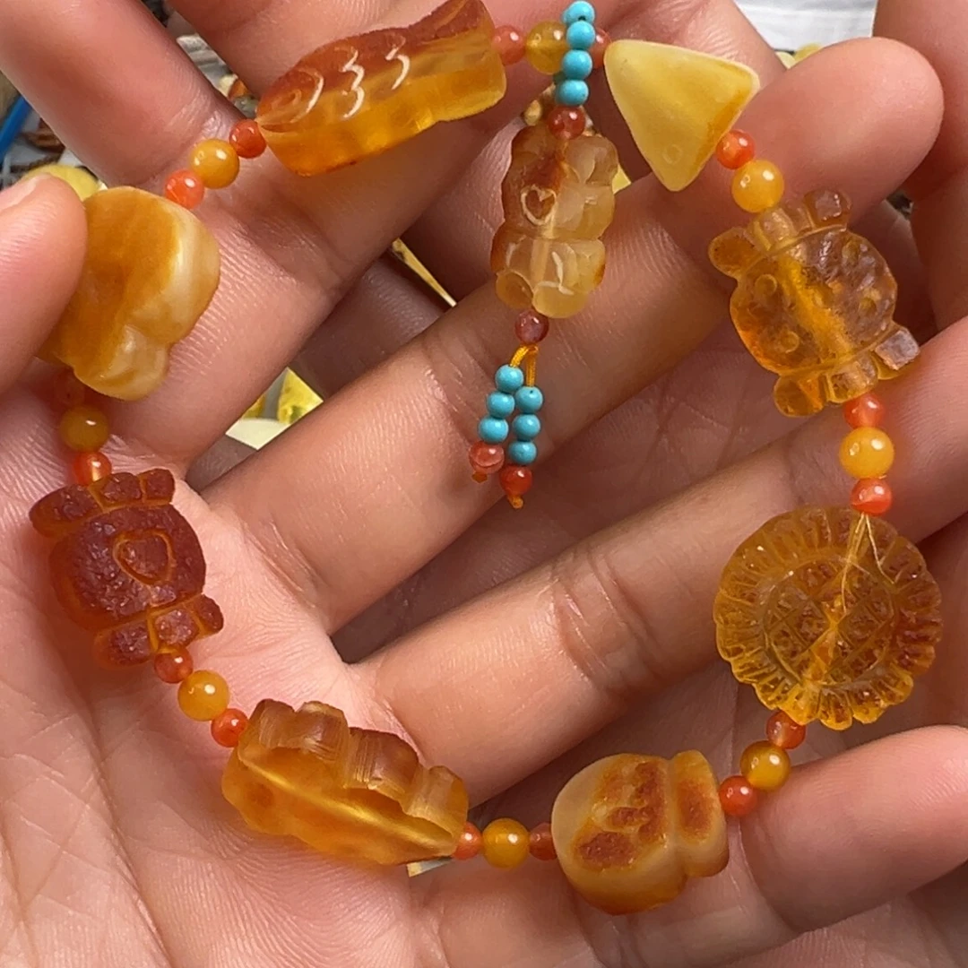 琥珀未镶嵌裸石琥珀