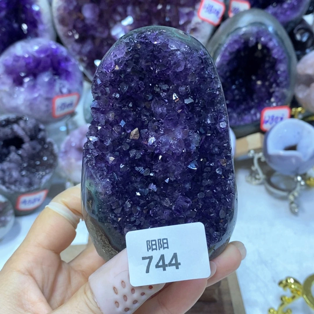 未镶嵌大型摆件（非配饰）水晶