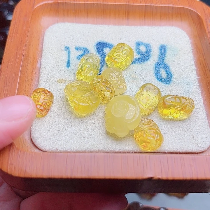 未镶嵌吊坠(不含链)琥珀玉