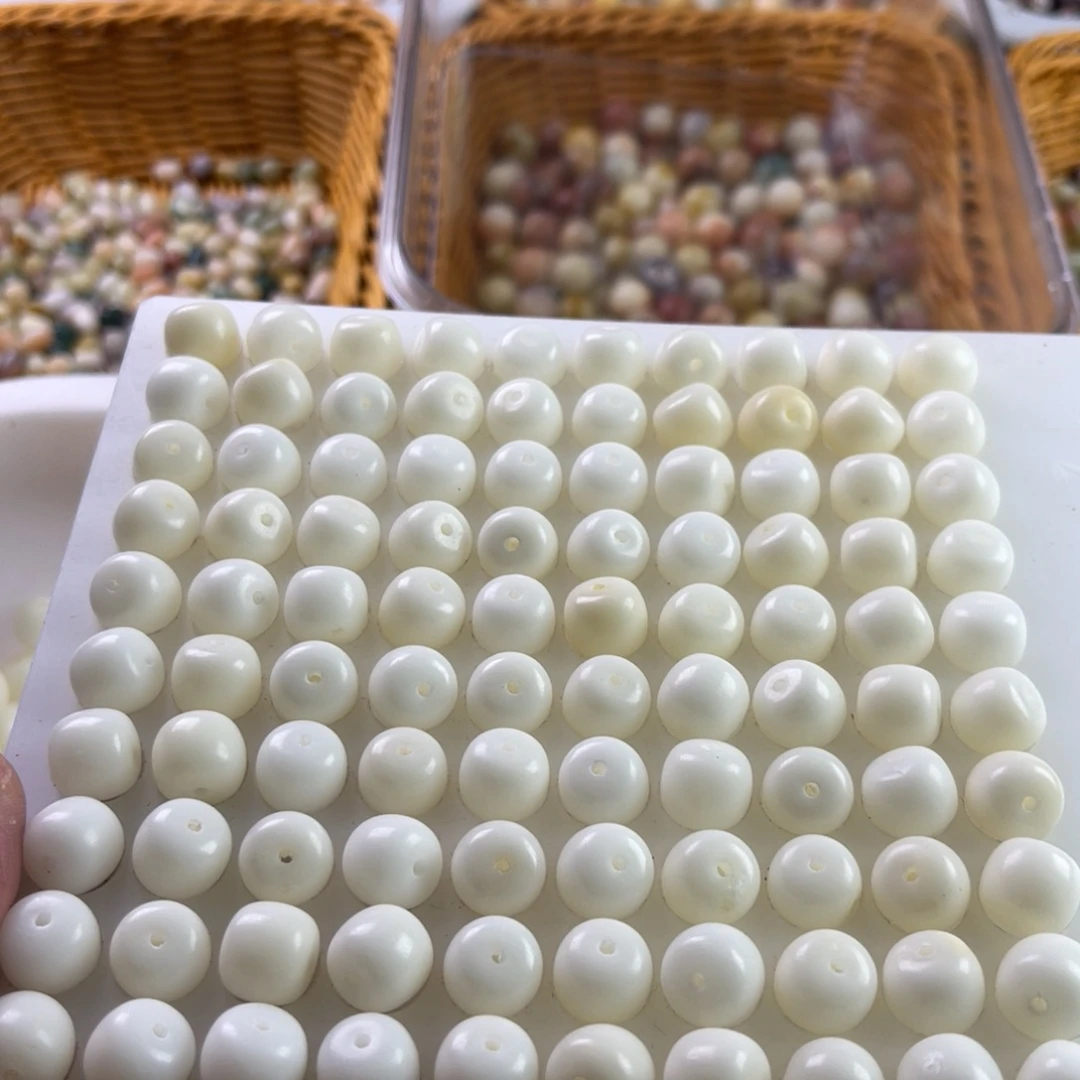 吊坠白玉菩提12-10白玉桶珠120颗