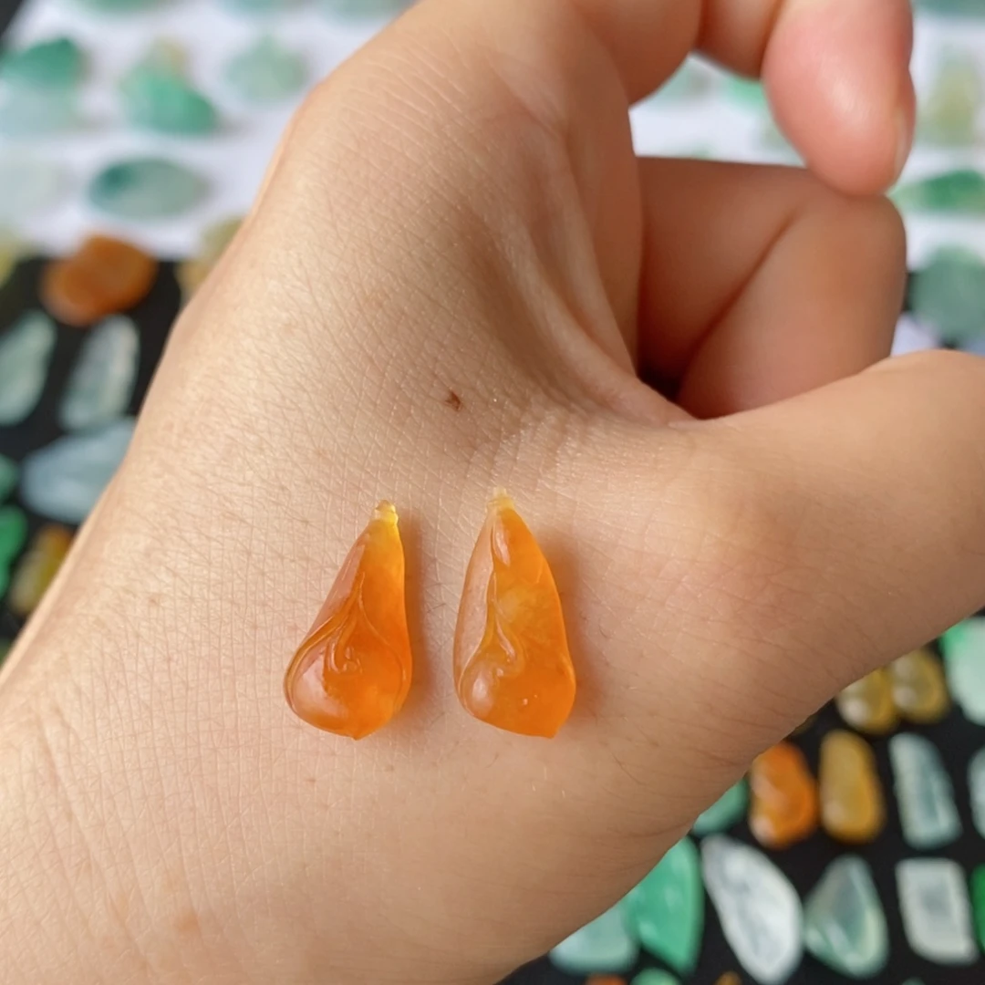定制翡翠未镶嵌翡翠如意玉兰花