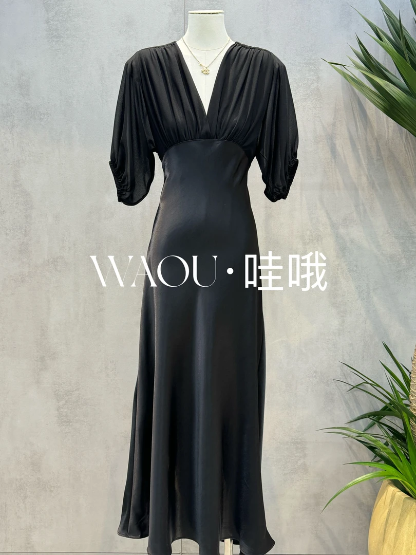 【WAOU】小众设计缎面法式连衣裙7860