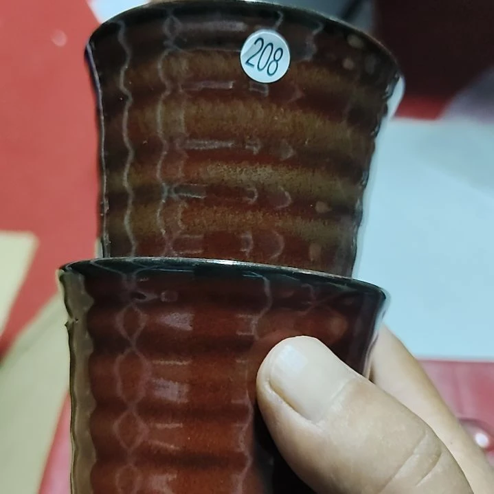 瓷片瓷片，各种摆件，沙锅，