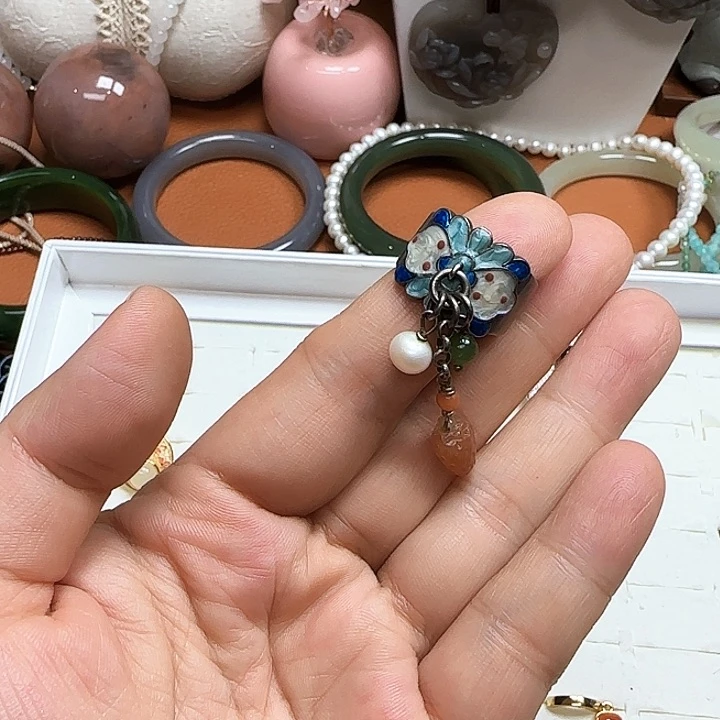 和田玉戒指未镶嵌弦*