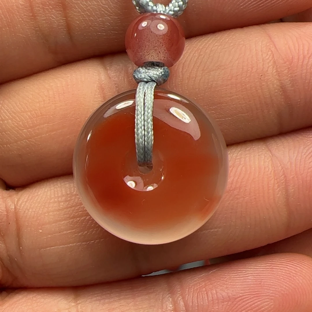 南红玛瑙吊坠未镶嵌L**u