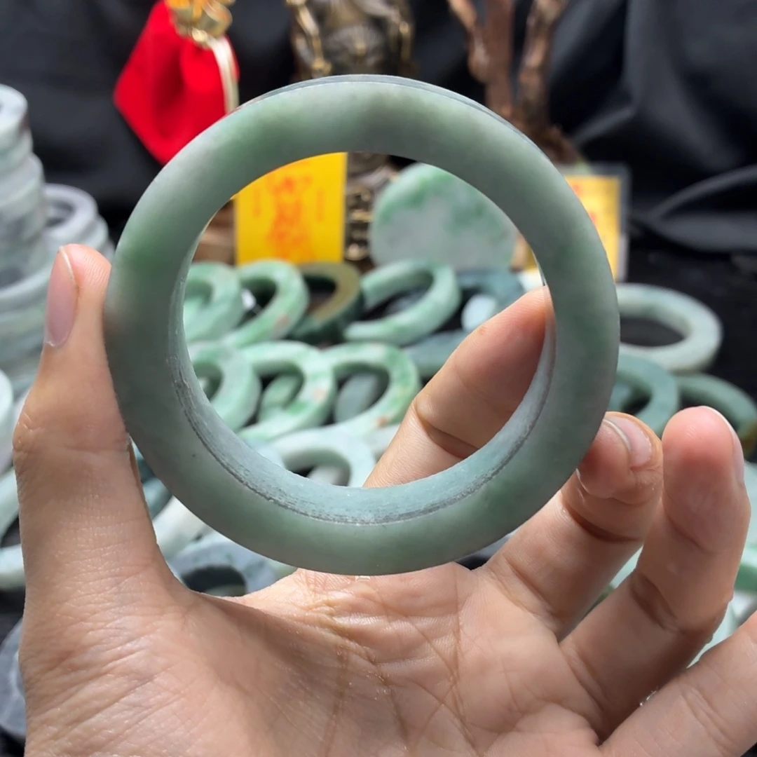 定制翡翠未镶嵌天然翡翠A货毛胚手镯定制